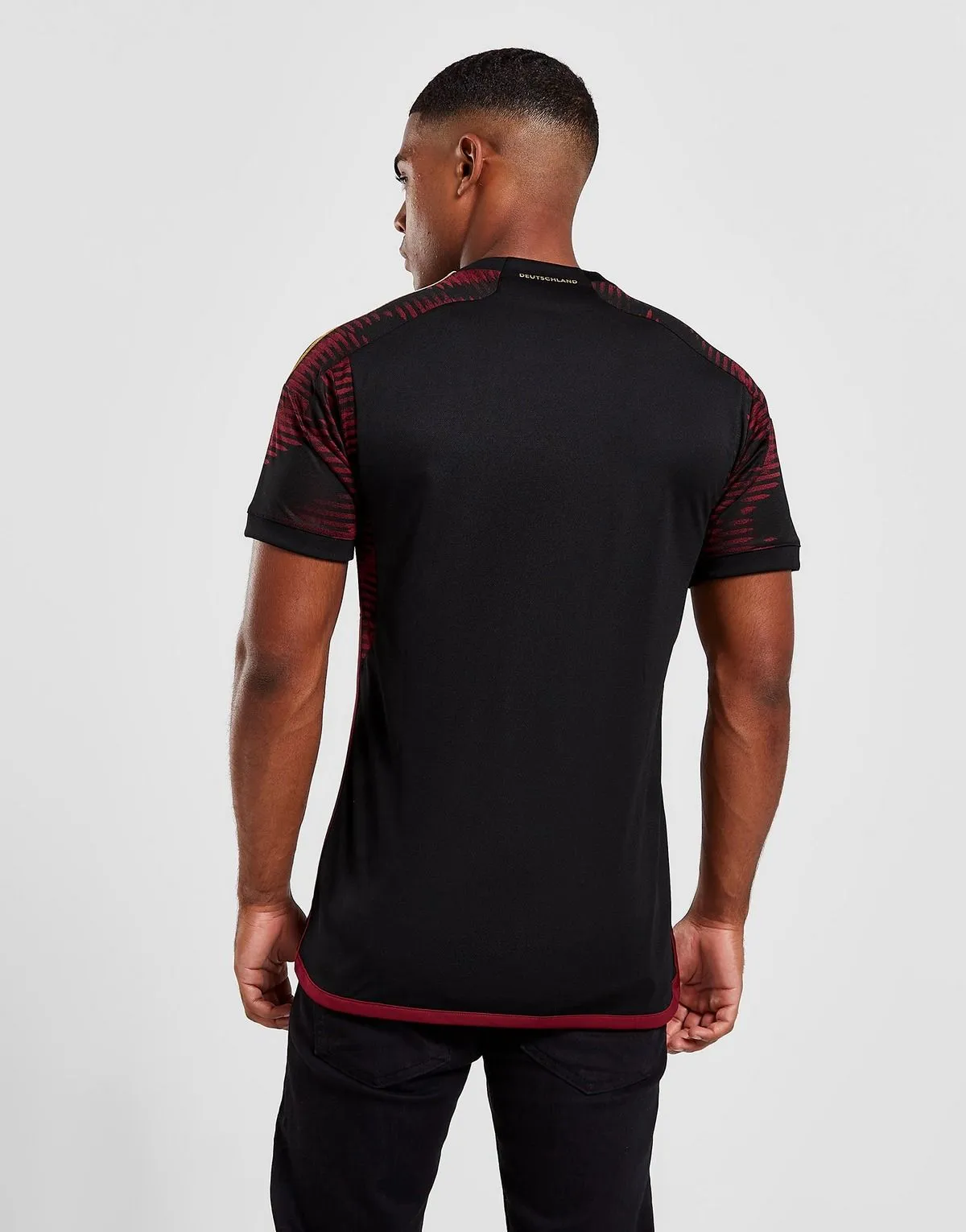 camiseta_alemania_suplente_2022_dos