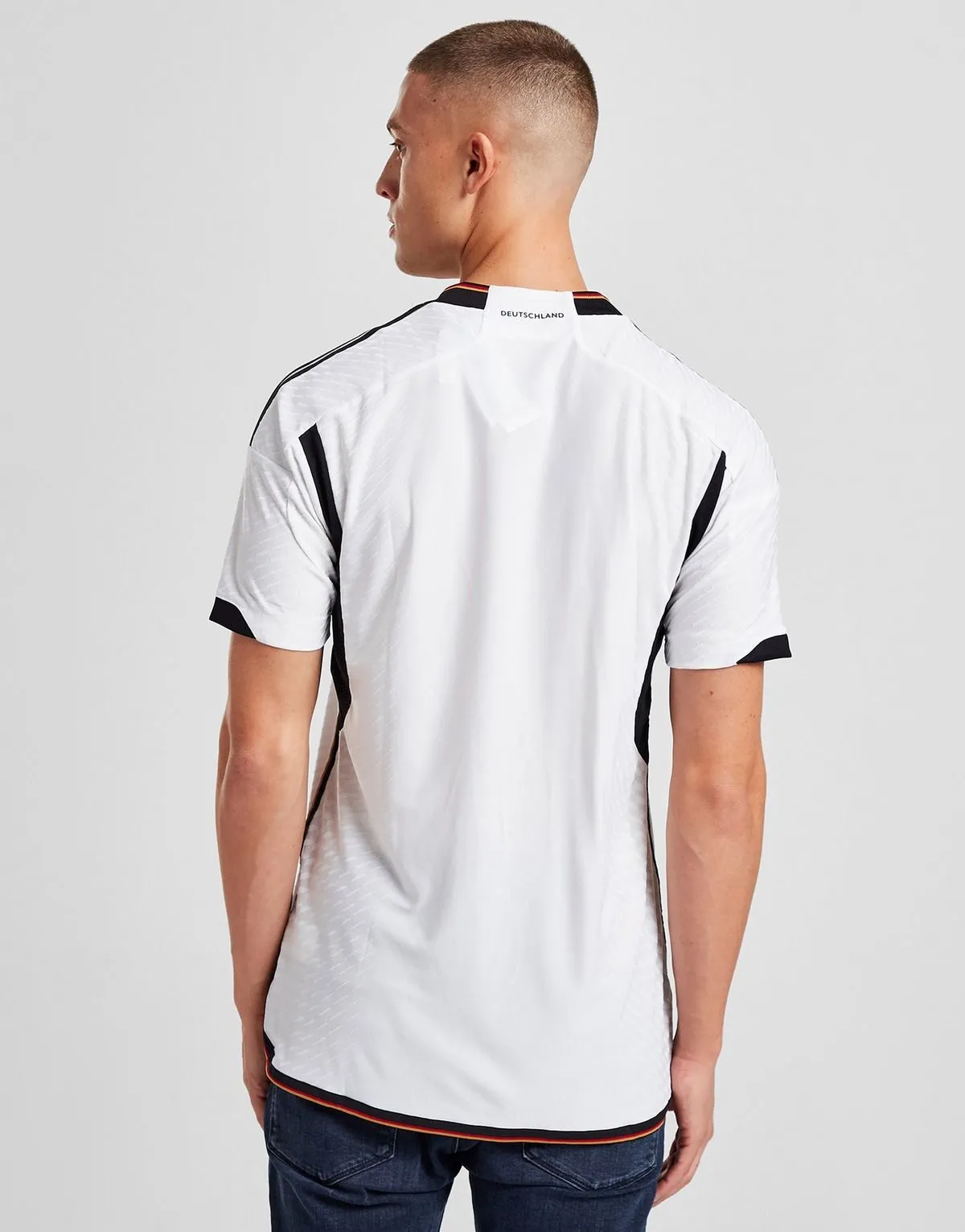camiseta_alemania_titular_2022_dos