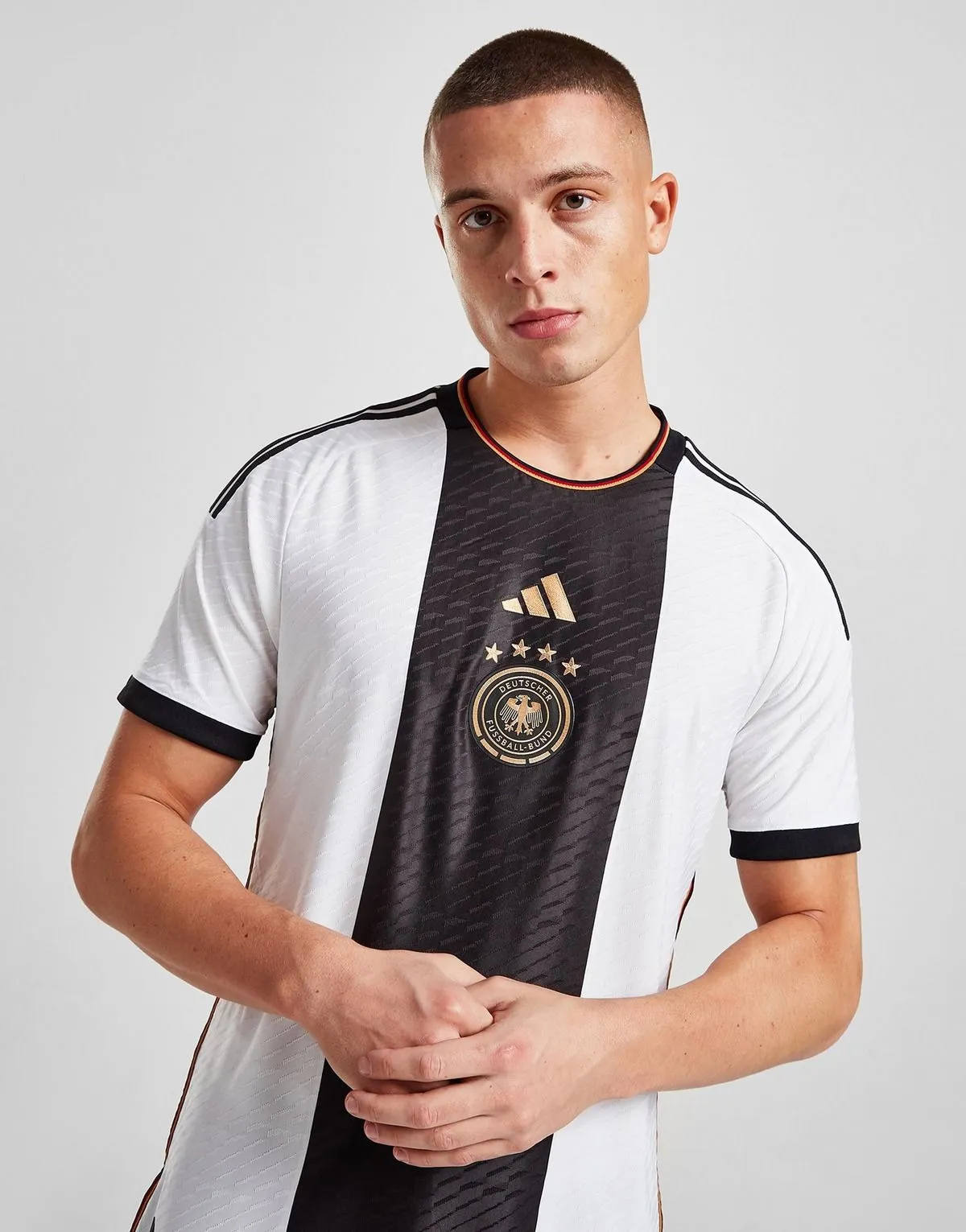 camiseta_alemania_titular_2022_uno