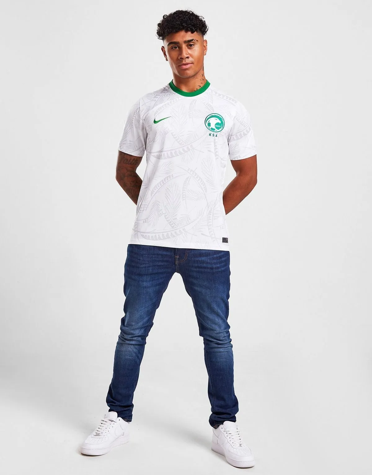 camiseta_arabia_saudi_titular_2022_cuatro