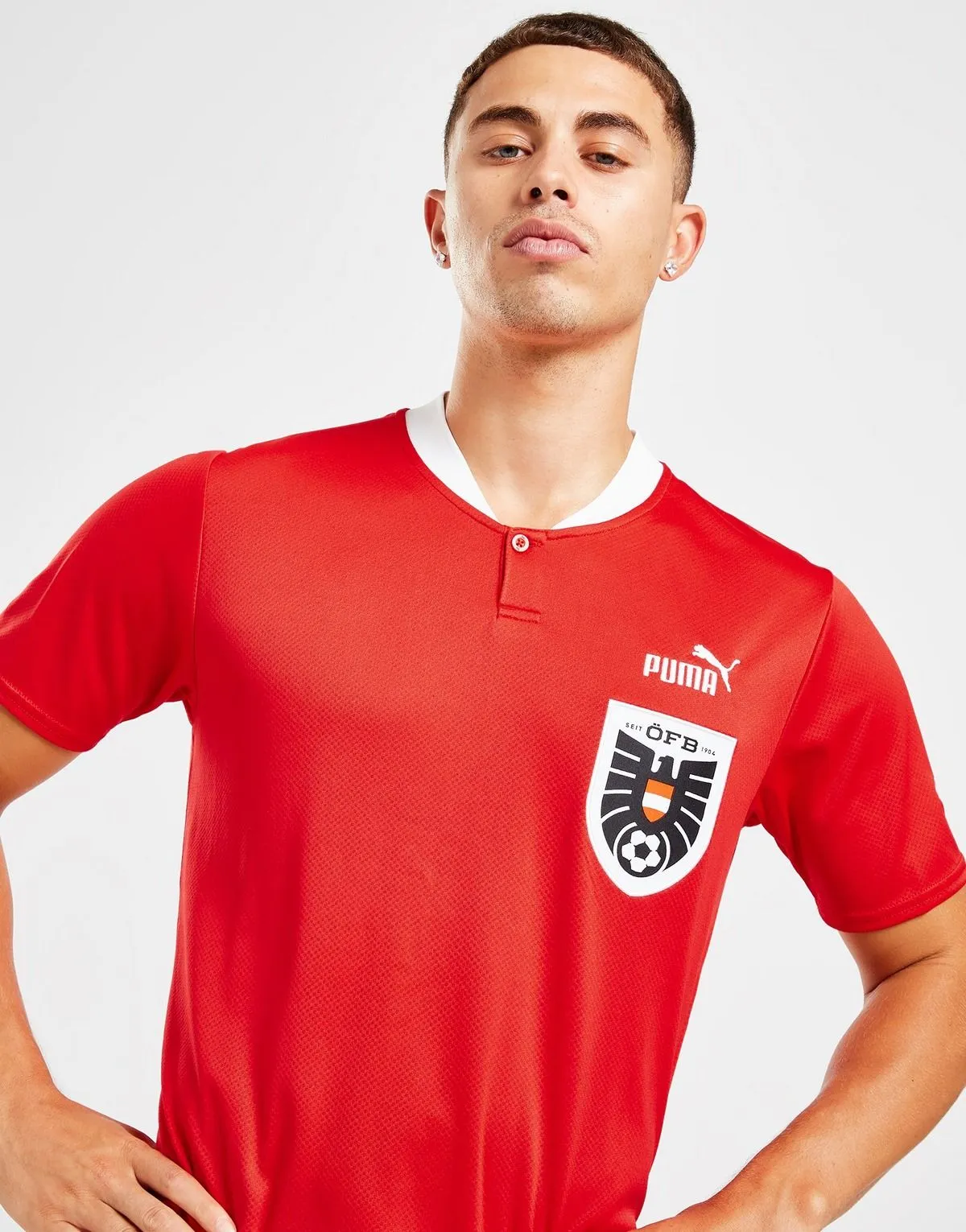 camiseta_austria_titular_2022_tres