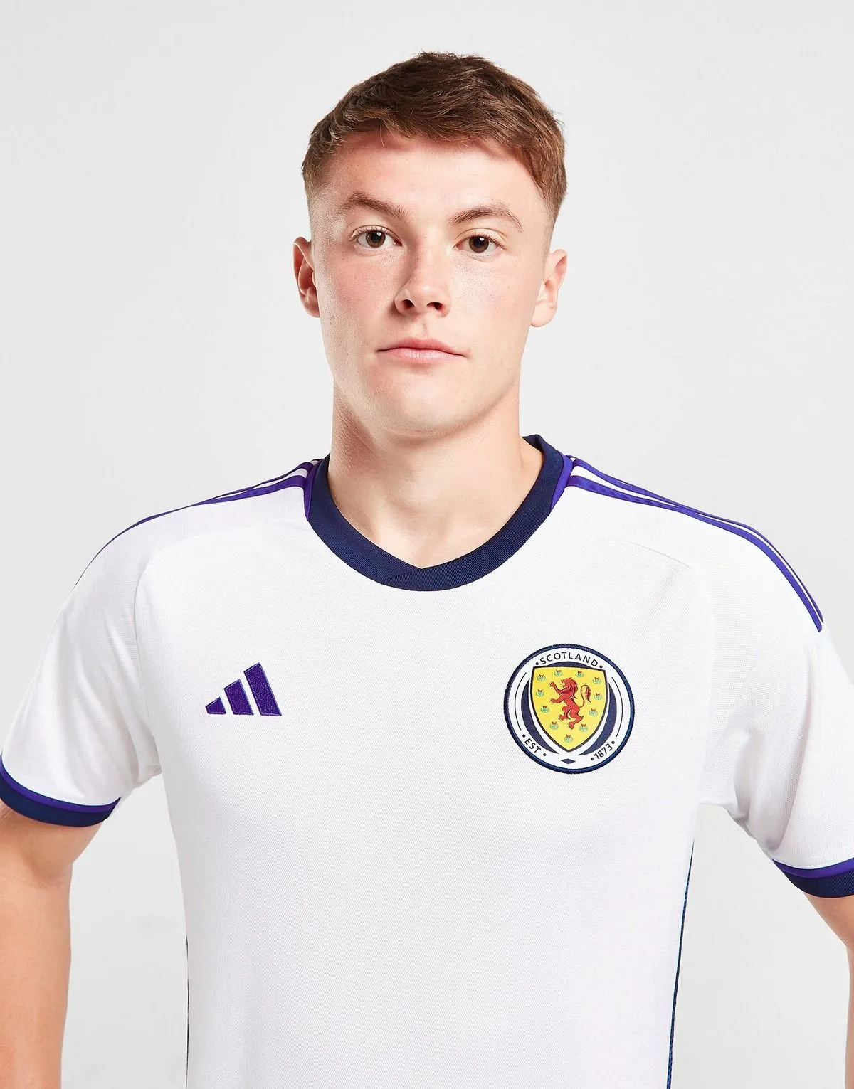 camiseta_escocia_reserva_2022_tres