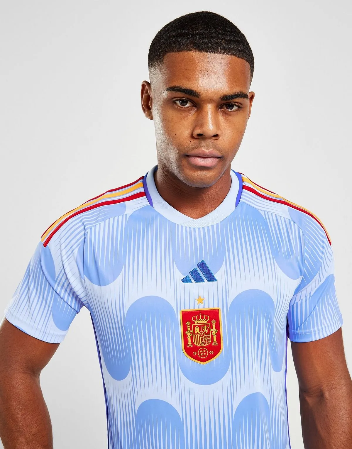 camiseta_espana_suplente_2022_cuatro