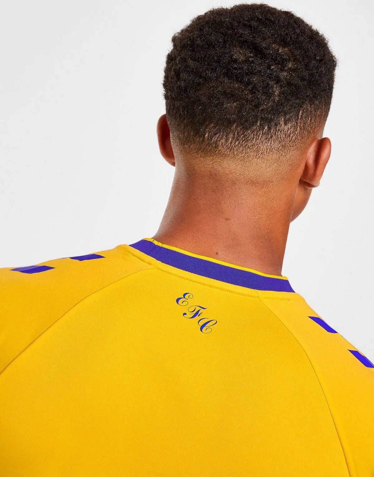 camiseta_everton_tercera_equipacion_22-23_tres