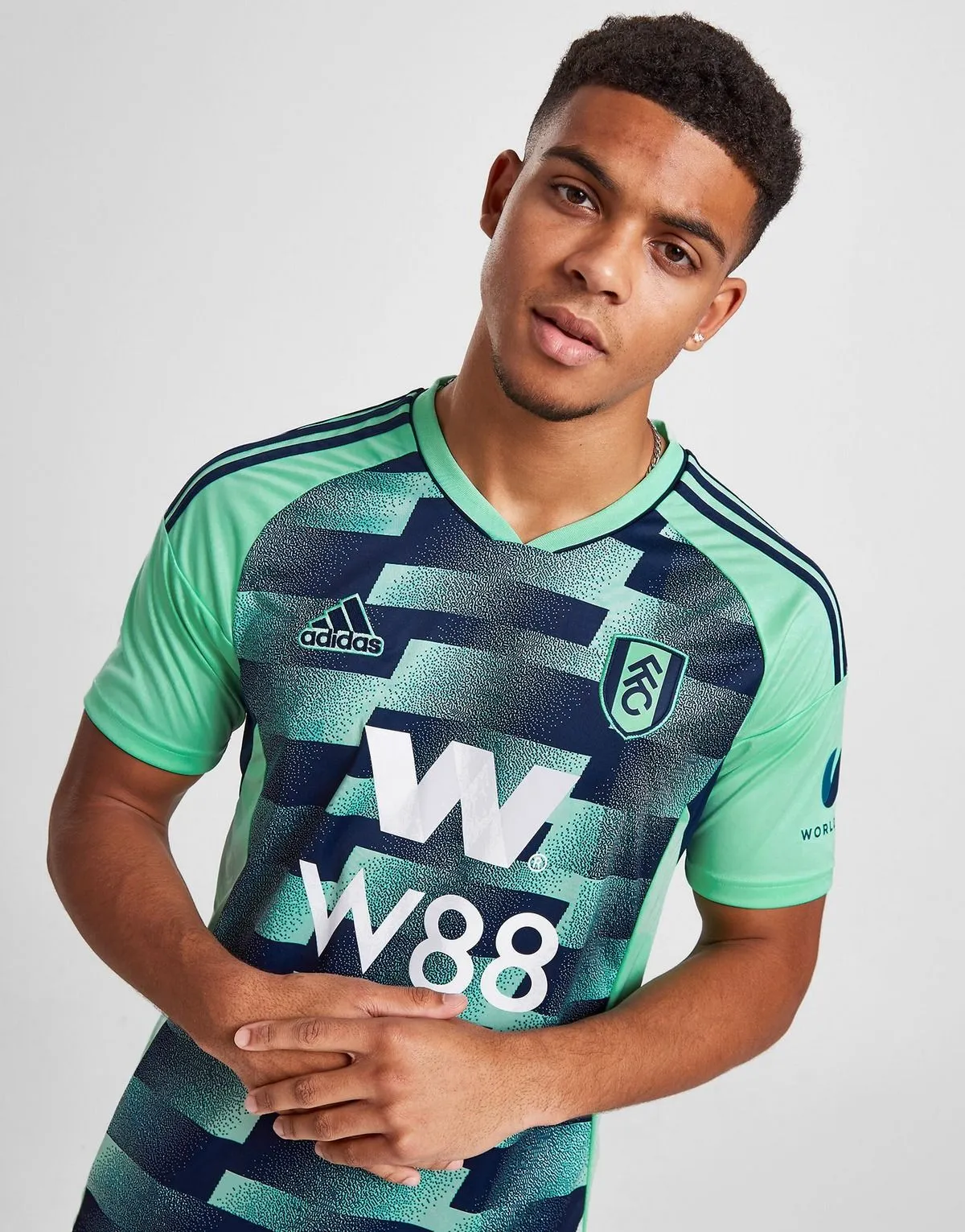 camiseta_fulham_segunda_equipacion_22-23_cuatro