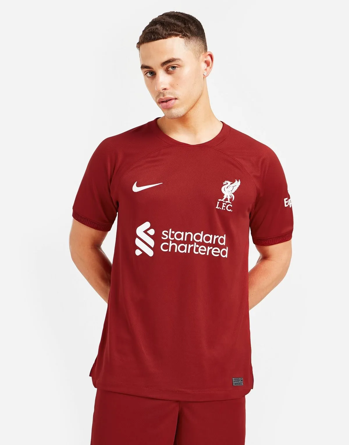 camiseta_liverpool_primera_equipacion_22-23_uno