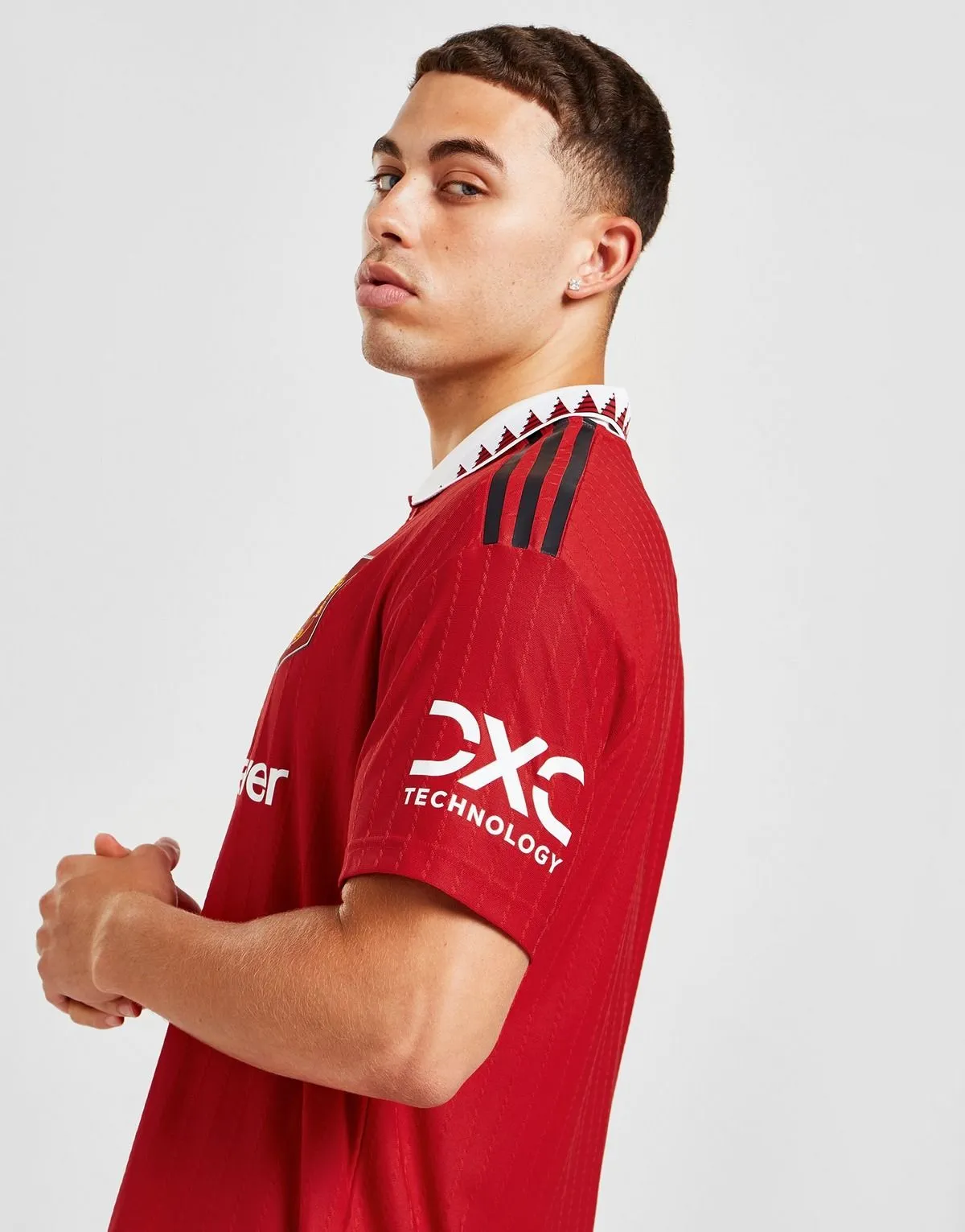 camiseta_manchester_united_primera_equipacion_22-23_tres