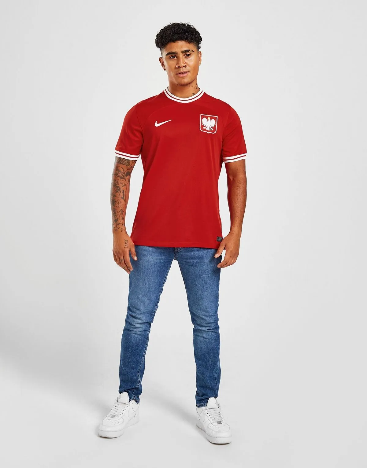 camiseta_polonia_suplente_2022_cuatro