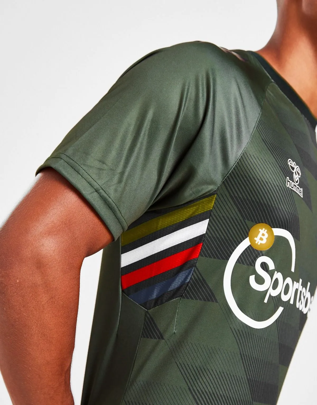 camiseta_southamton_tercera_equipacion_22-23_tres