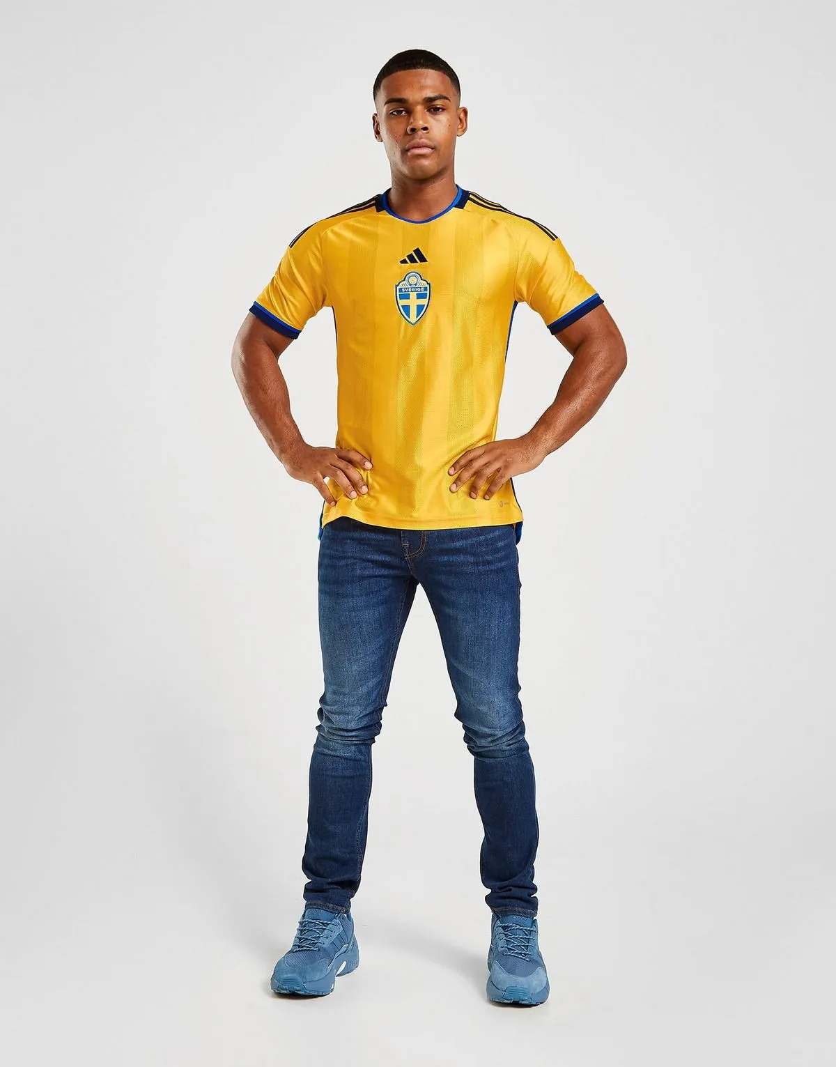 camiseta_suecia_titular_2022_cinco