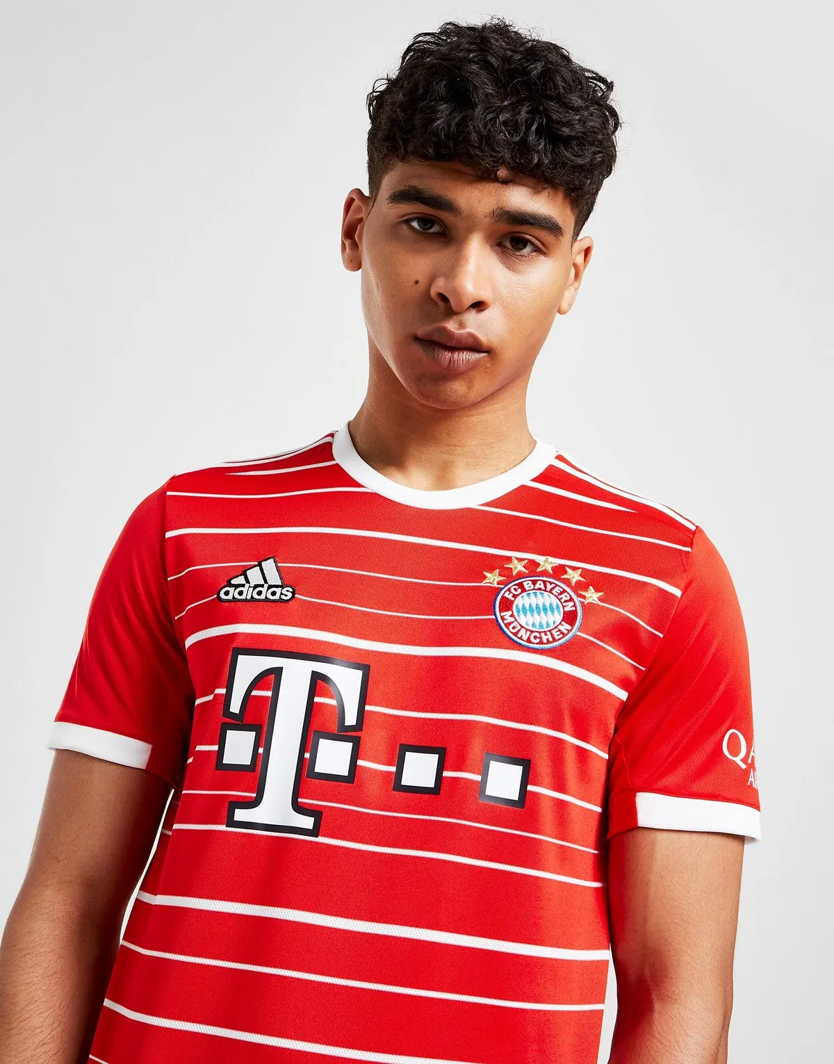 camiseta_bayern_munich_titular_tres