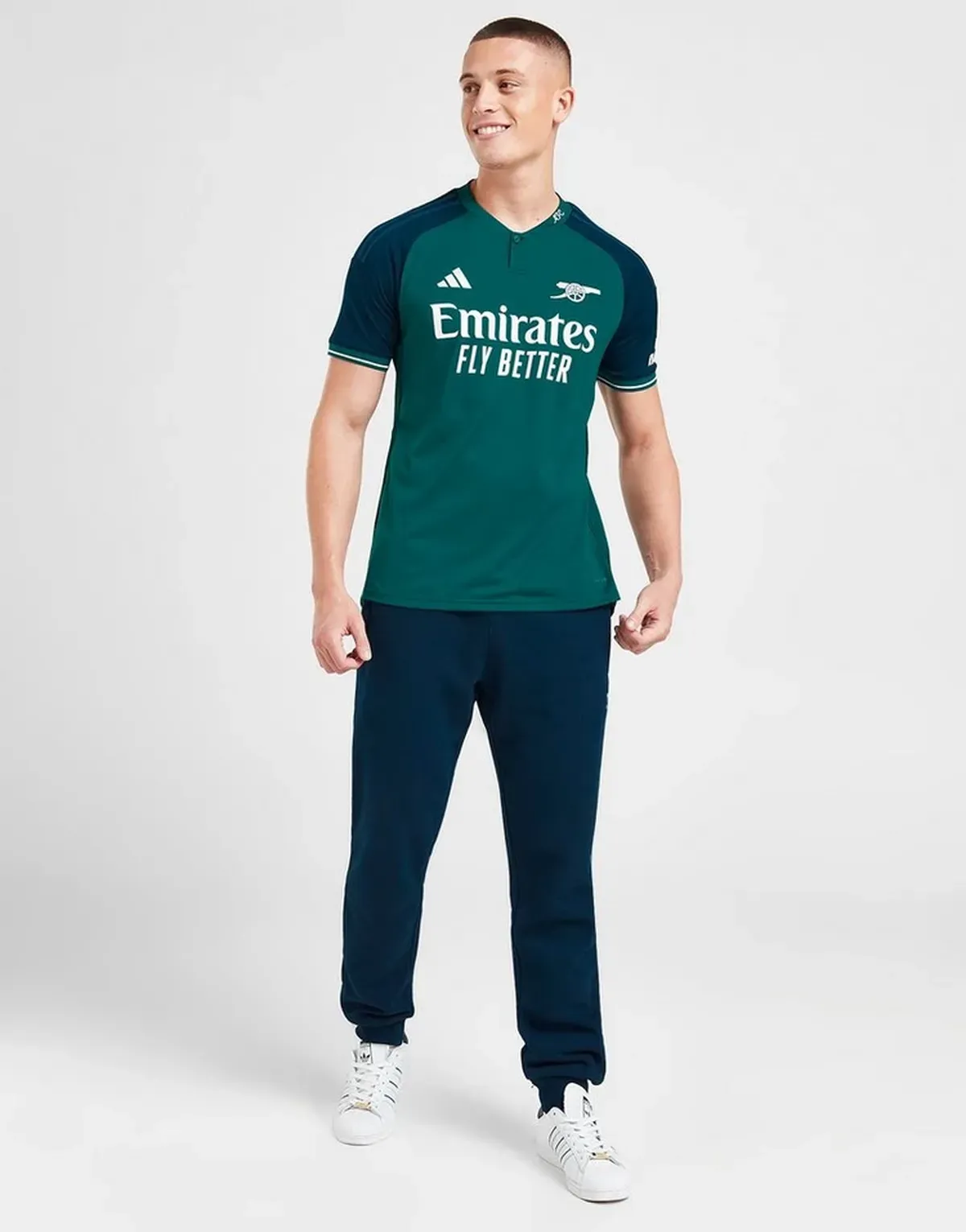 camiseta_arsenal_fc_tercera_equipacion_23-24_modelo