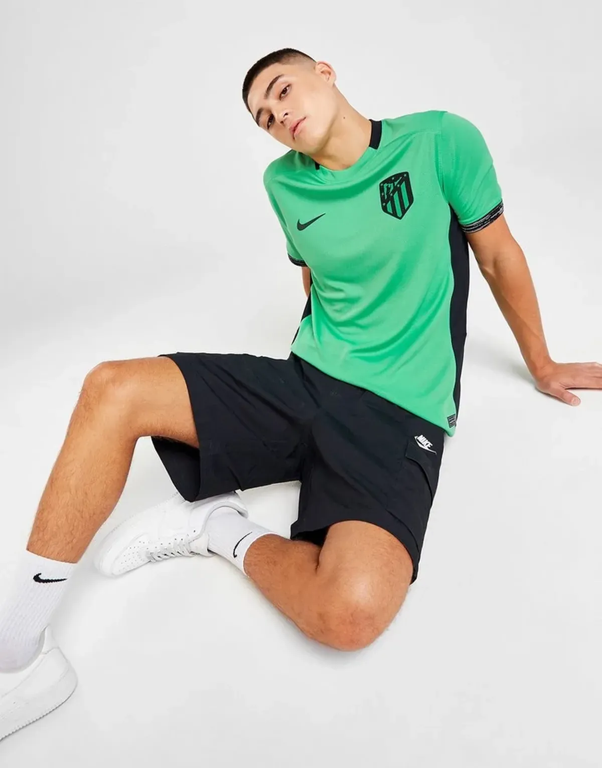 camiseta_atletico_madrid_tercera_equipacion_23-24_modelo