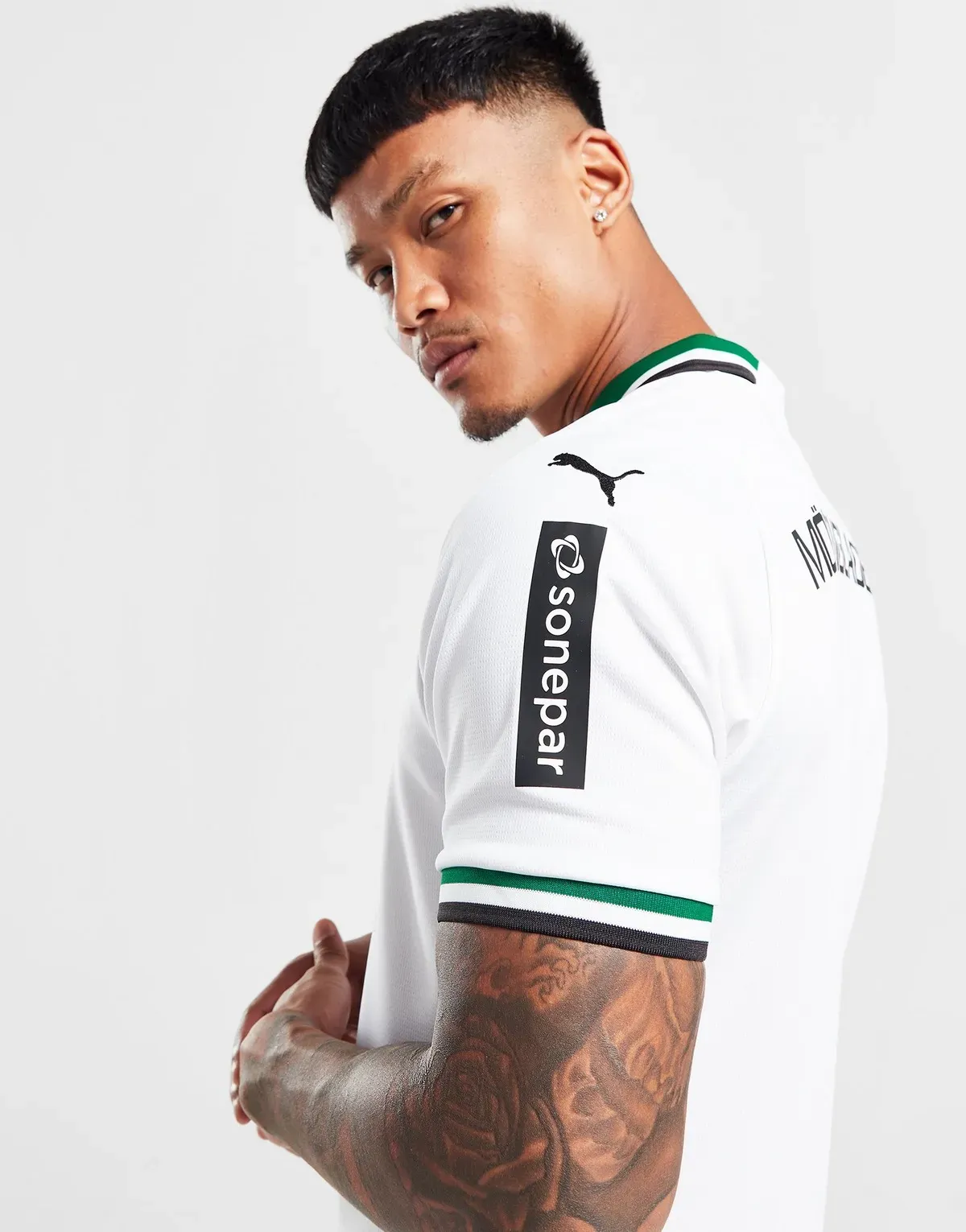 camiseta_borussia_monchengladbach_primera_equipacion_23-24_lateral