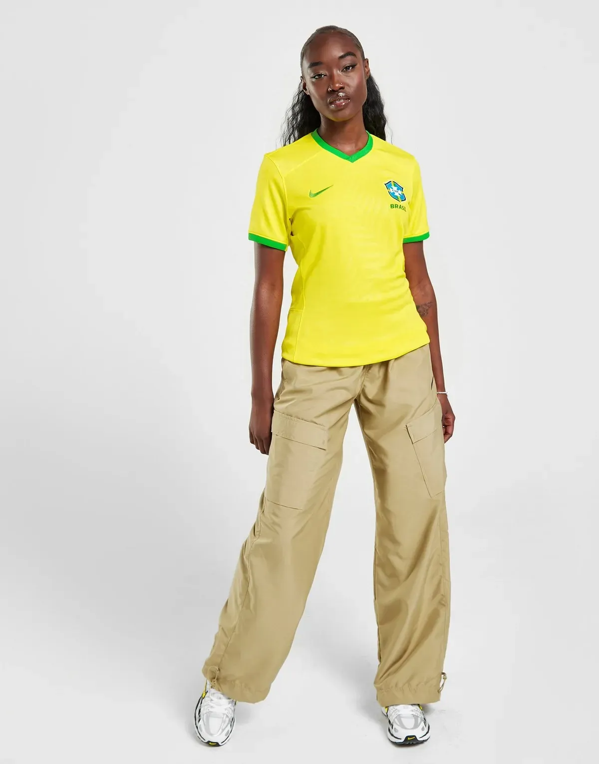 camiseta_brasil_titular_mujer_2023_cuerpo