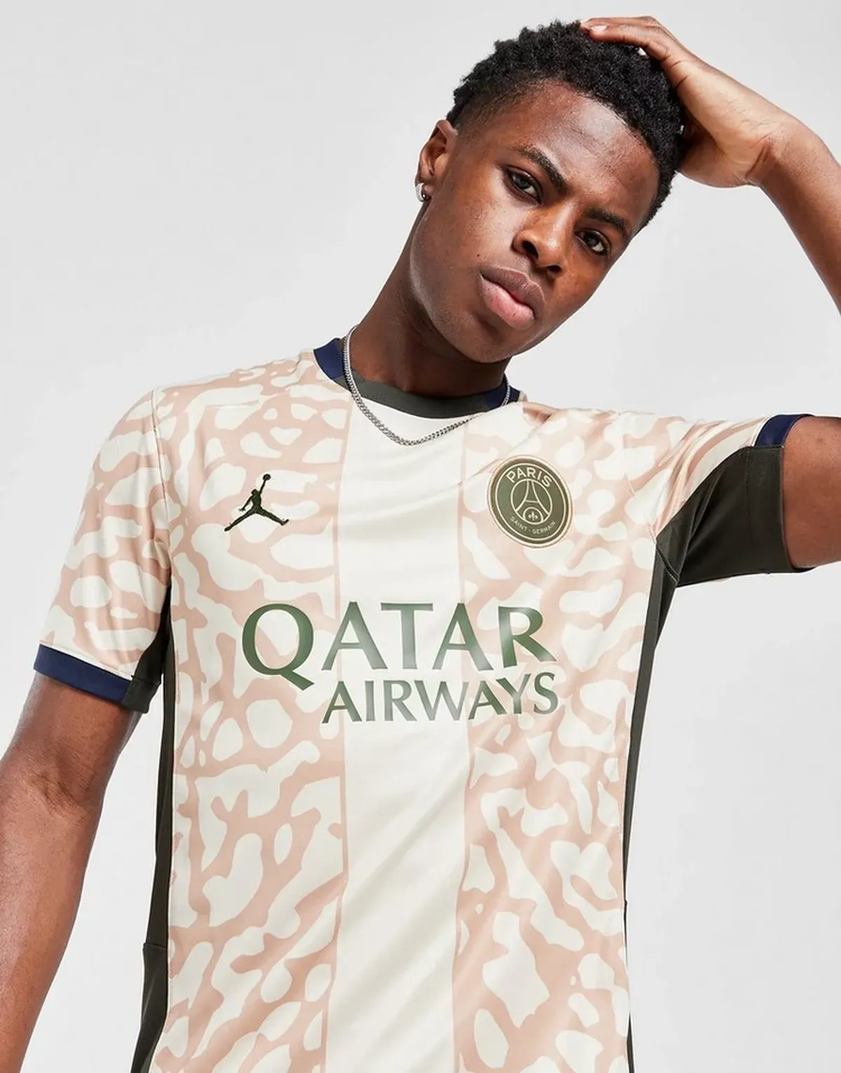 camiseta_jordan_psg_23-24_poster