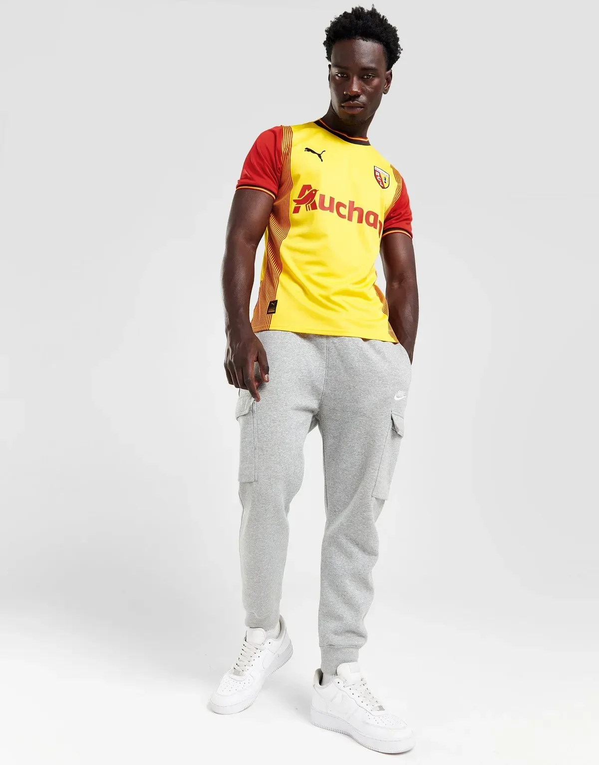 camiseta_lens_primera_equipacion_23-24_modelo