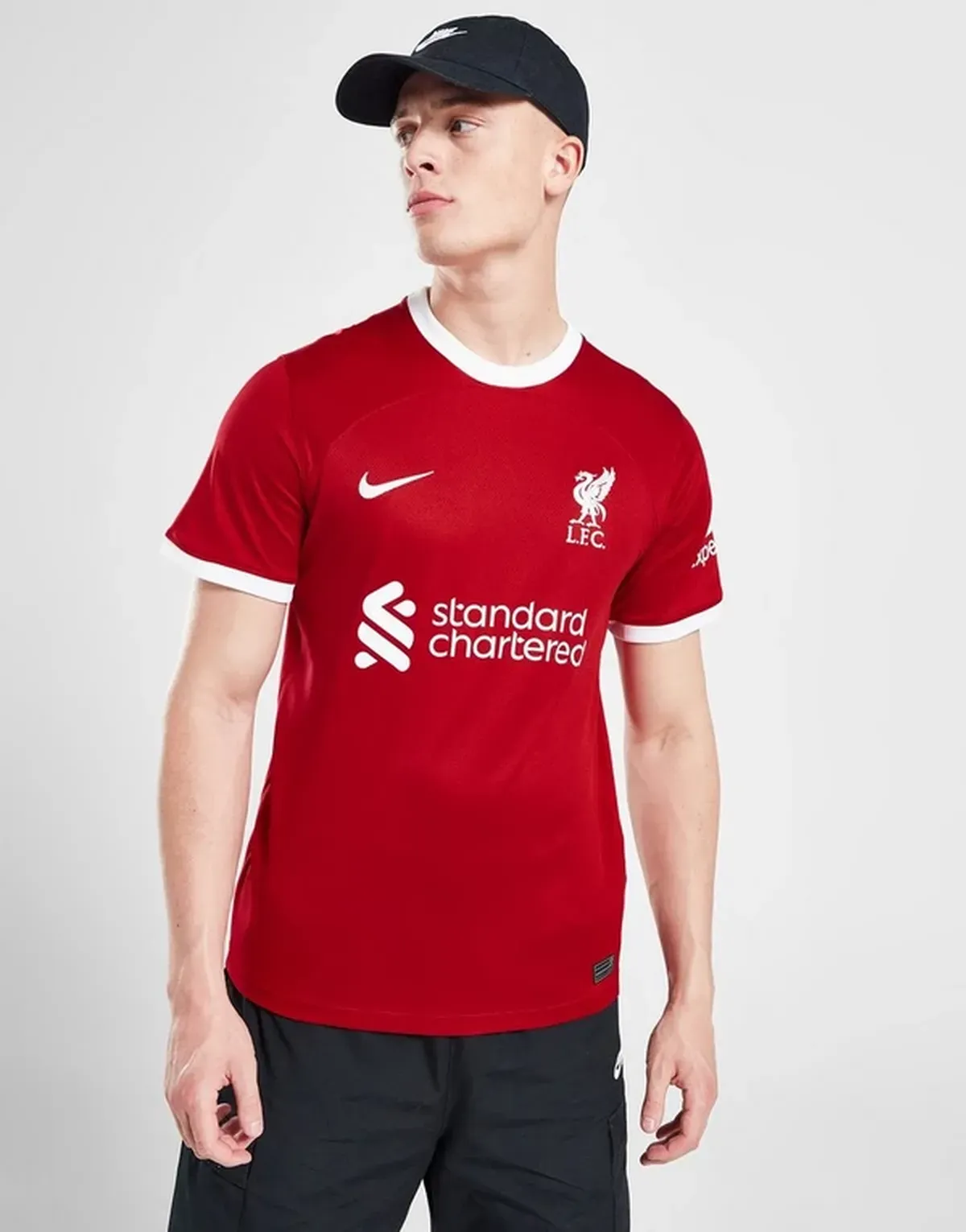 camiseta_liverpool_primera_equipacion_23-24_frontal