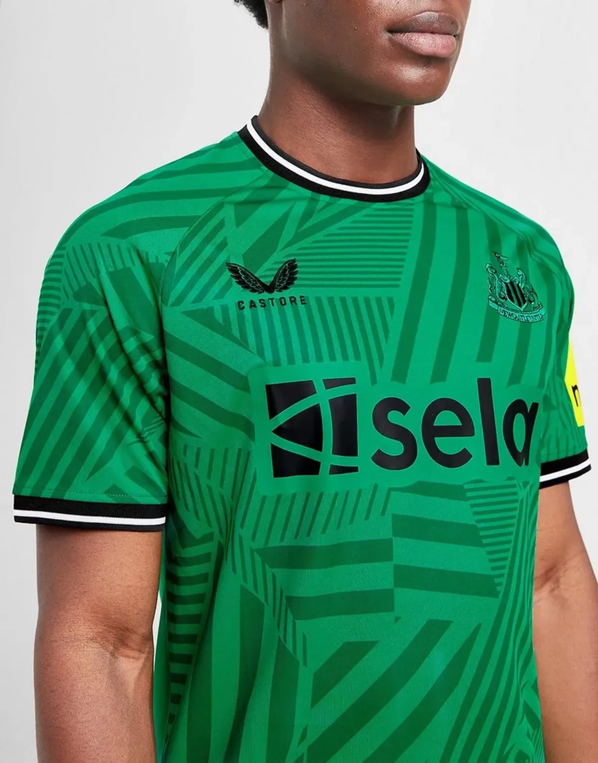 camiseta_newcastle_united_fc_segunda_equipacion_23-24_pecho