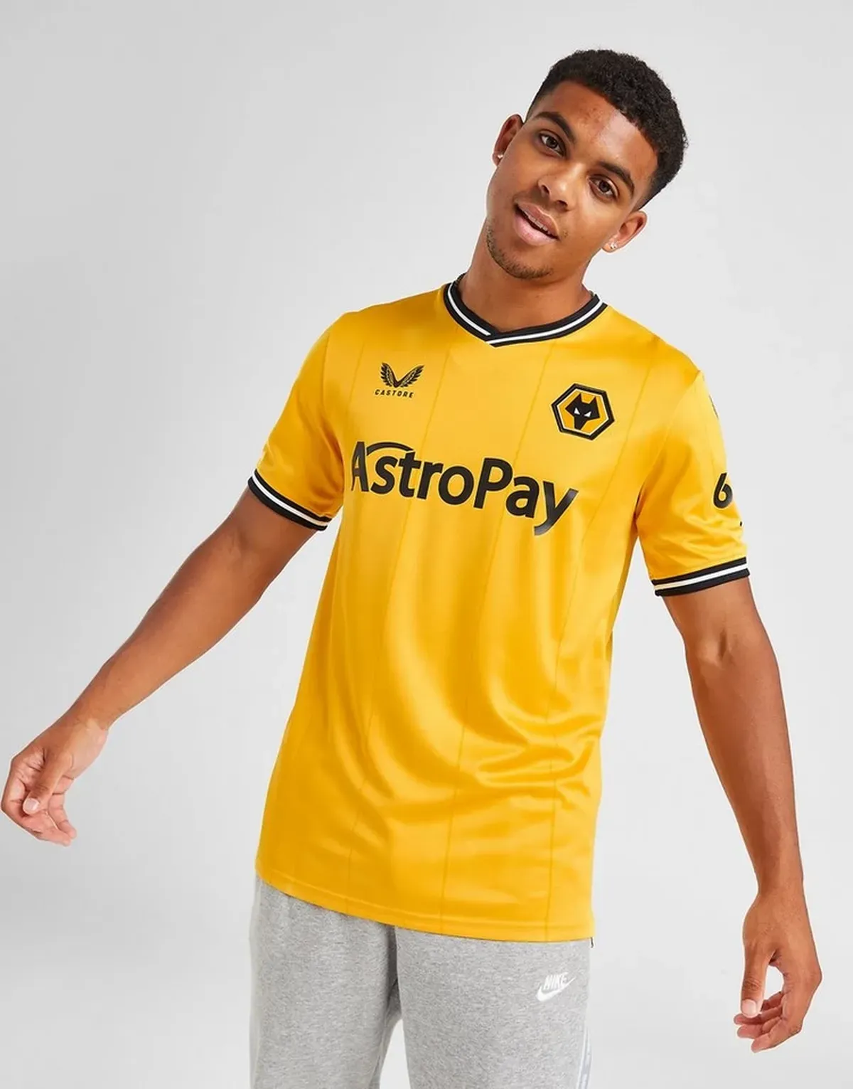 camiseta_wolverhampton_wanderers_fc_primera_equipacion_23-24_frontal
