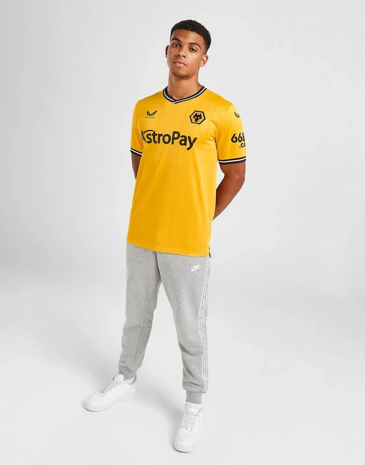 camiseta_wolverhampton_wanderers_fc_primera_equipacion_23-24_modelo