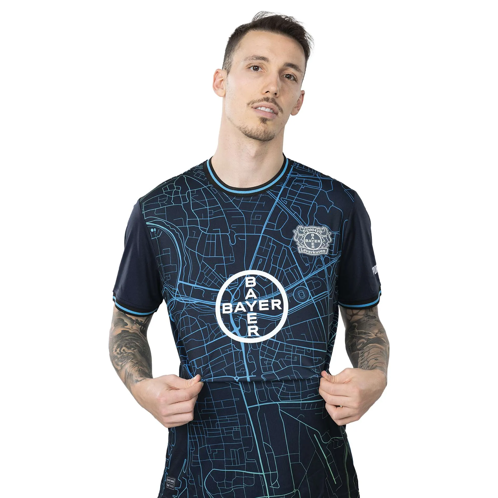 equipacion_especial_levercusen_2024_tres