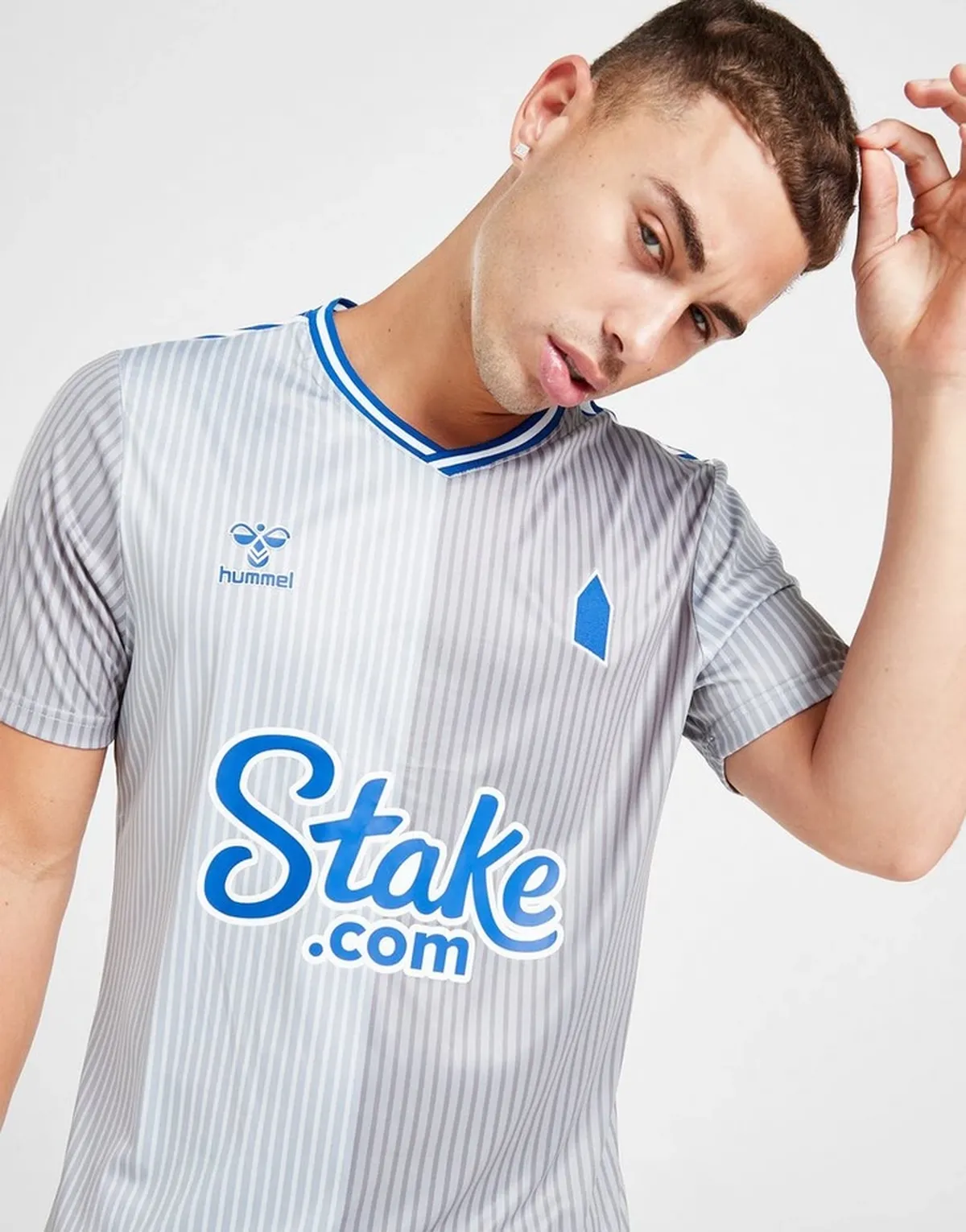 everton_fc_tercera_equipacion_23-24_principal