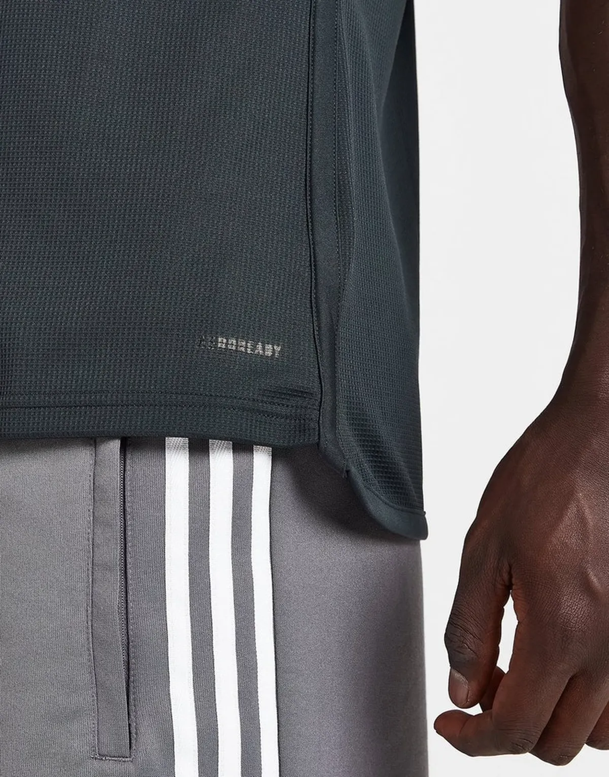 juventus_tercera_equipacion_23-24_detalle