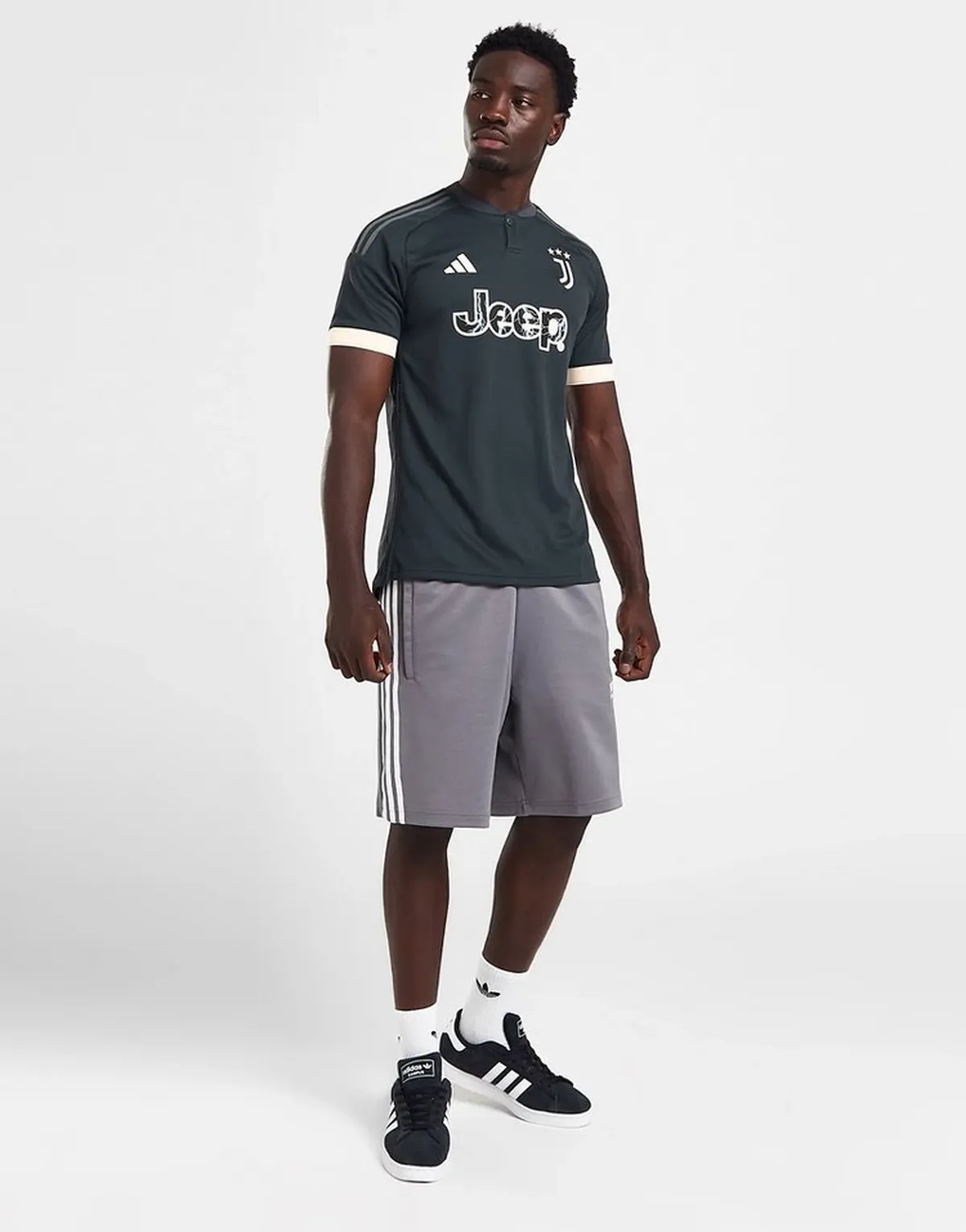 juventus_tercera_equipacion_23-24_modelo