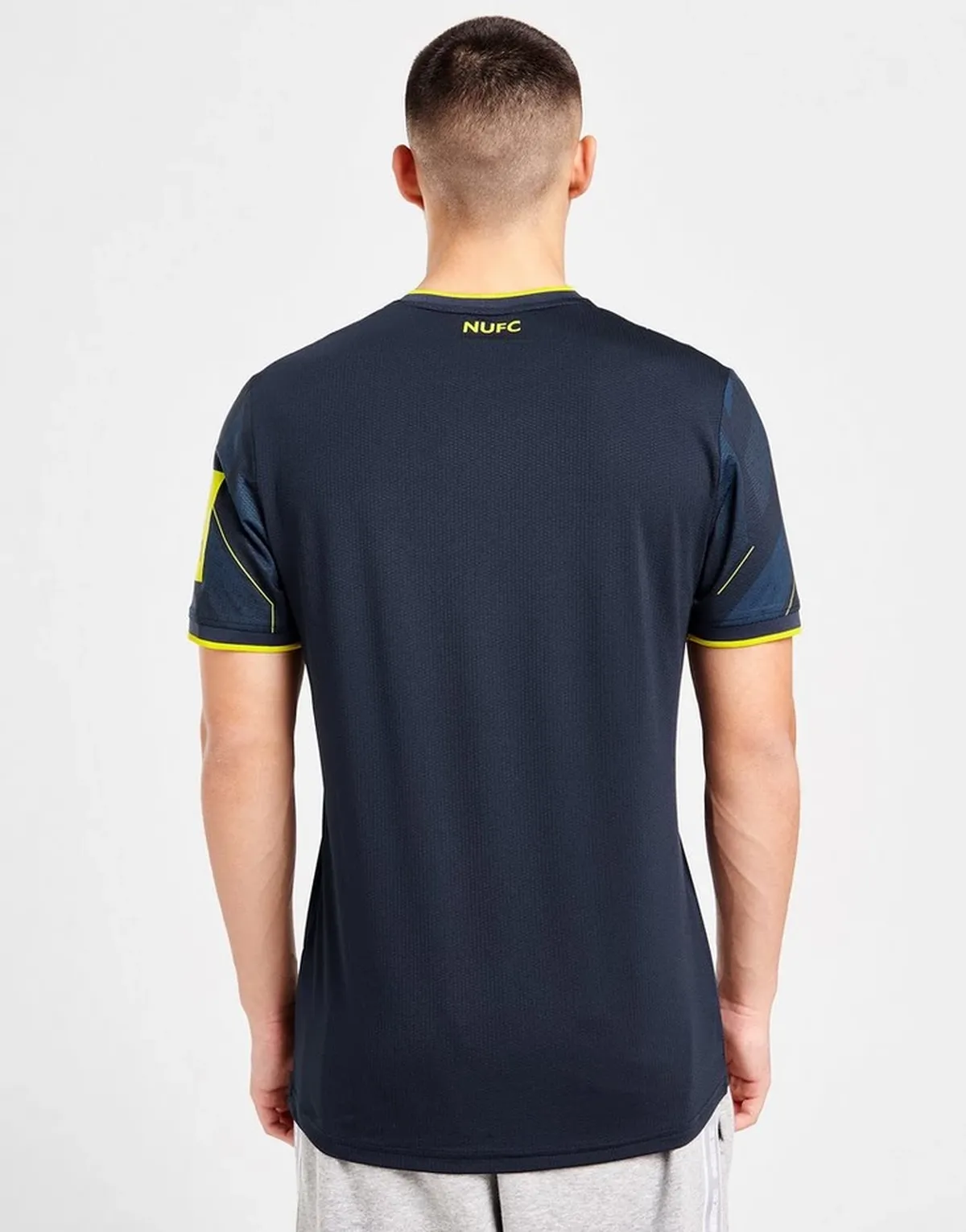 newcastle_united_tercera_equipacion_23-24_espalda