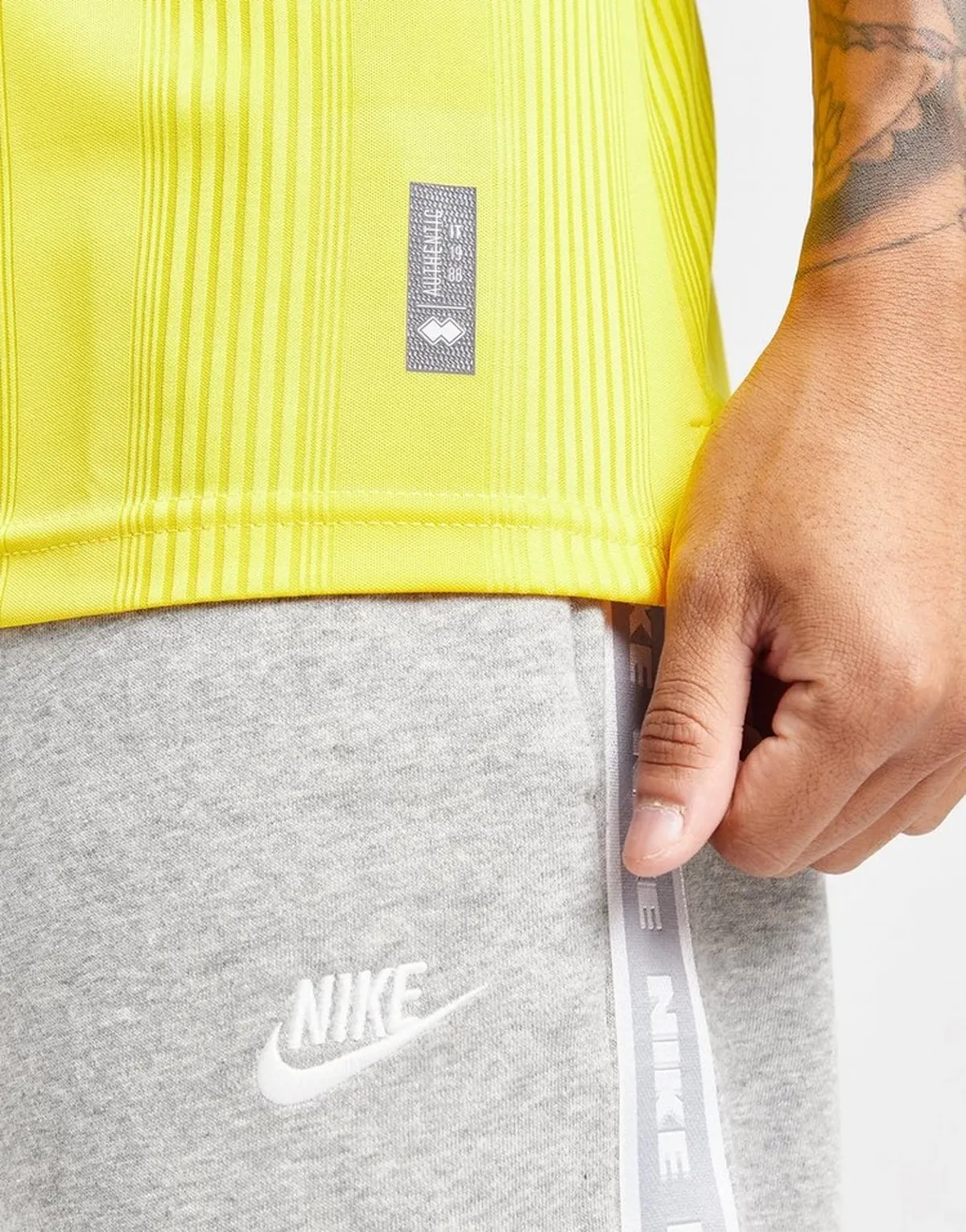 sheffiel_united_fc_segunda_equipacion_23-24_detalle